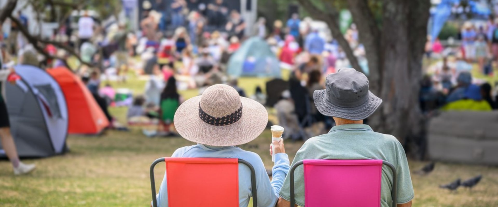 Expert Tips for Bringing Your Own Lawn Chair or Blanket to Outdoor Concerts in Northern Kentucky